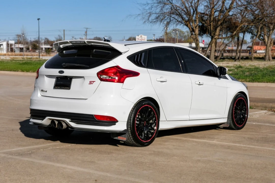 2018 Ford Focus 3rd Gen - Image 8 of 21