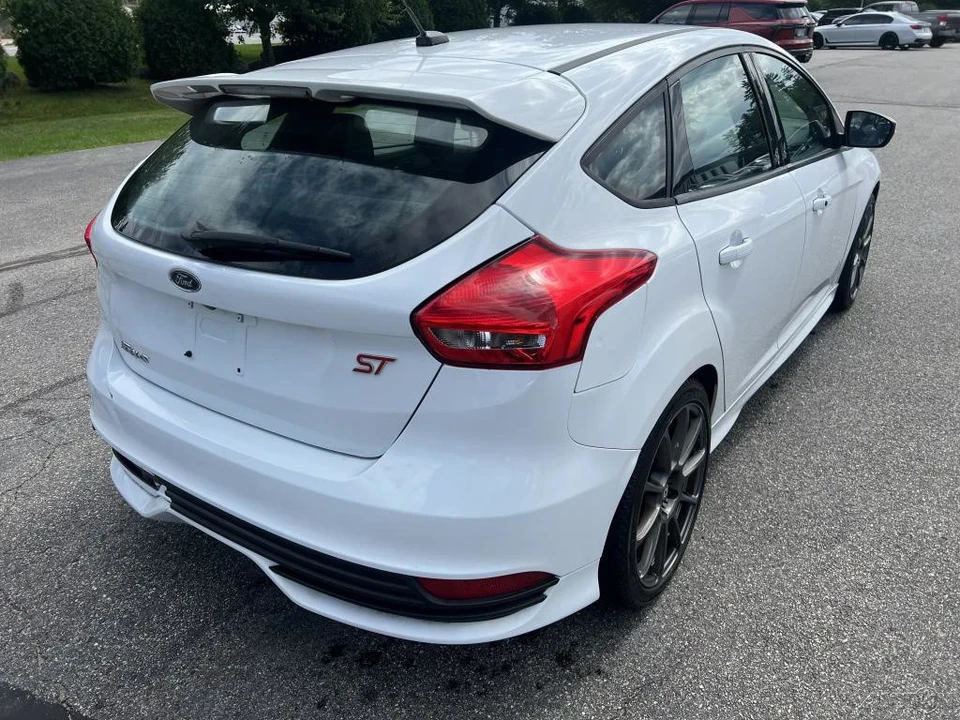 2018 Ford Focus 3rd Gen - Image 9 of 12
