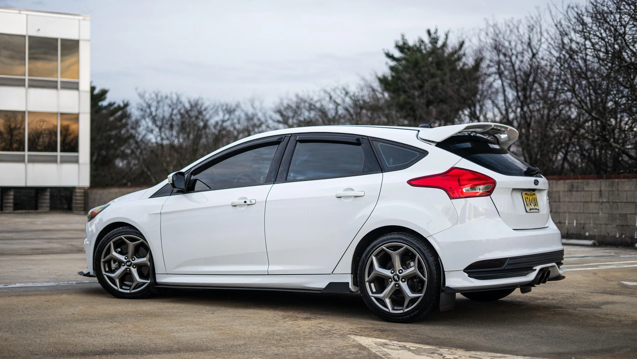 2018 Ford Focus ST 3rd Gen - Image 15 of 31