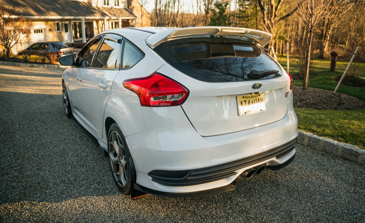 2018 Ford Focus ST 3rd Gen - Image 16 of 31