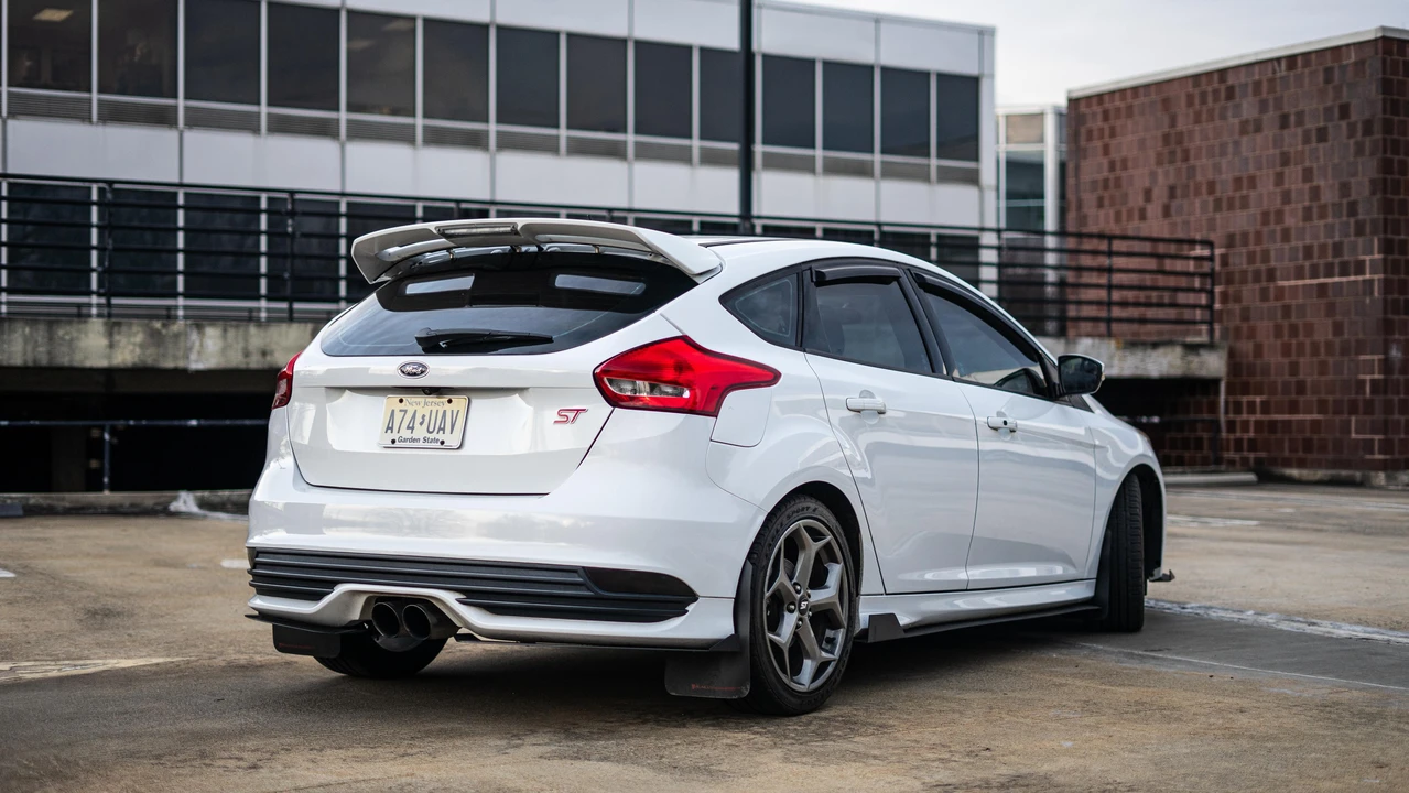 2018 Ford Focus ST 3rd Gen - Image 19 of 31