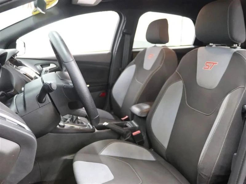 2018 Ford Focus ST 3rd Gen - Image 9 of 12