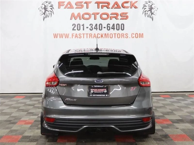 2018 Ford Focus ST 3rd Gen - Image 5 of 12