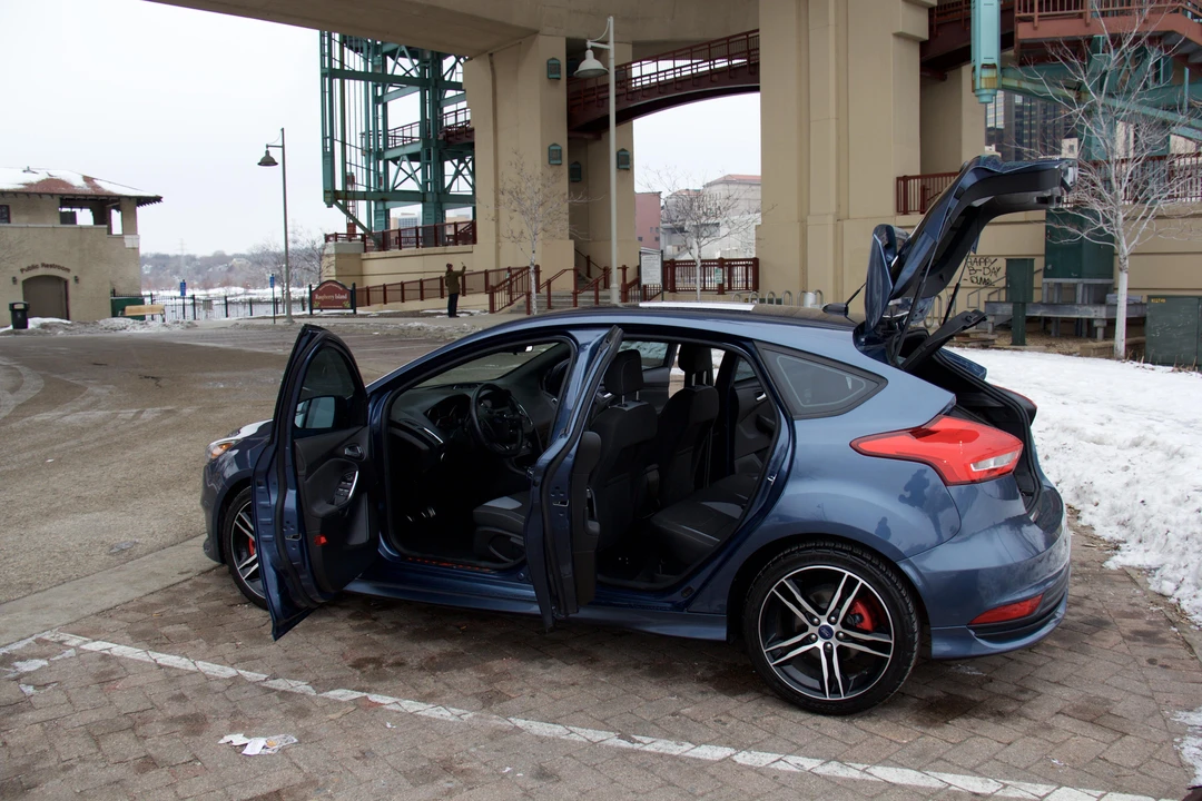 2018 Ford Focus 3rd Gen - Image 17 of 31