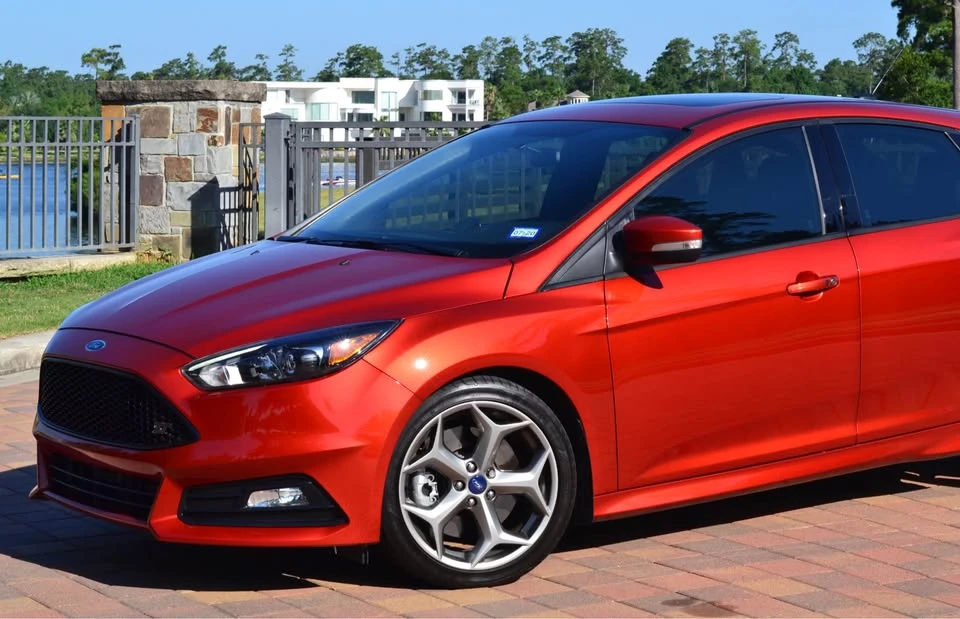 2018 Ford Focus ST 3rd Gen - Image 2 of 11