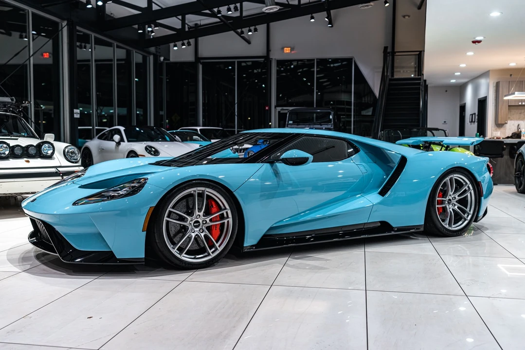 2018 Ford GT 2nd Gen - Image 2 of 21
