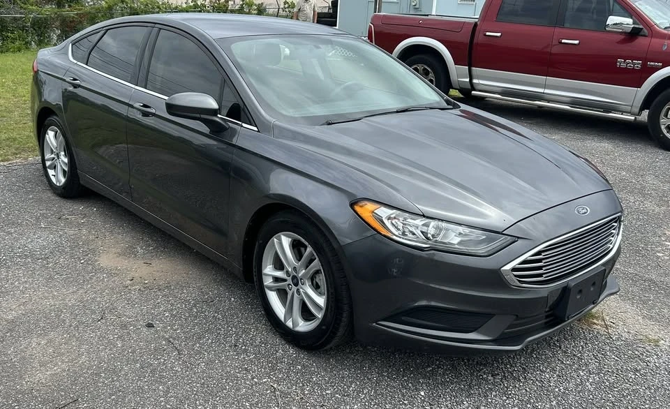 2018 Ford Fusion 2nd Gen - Image 2 of 3