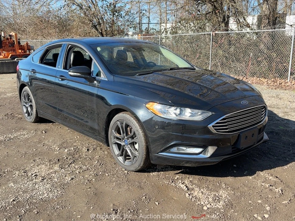 2018 Ford Fusion 2nd Gen - Image 2 of 12