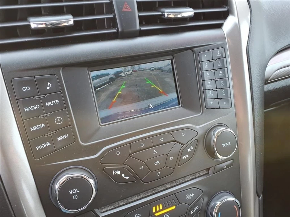 2018 Ford Fusion 2nd Gen - Image 10 of 12