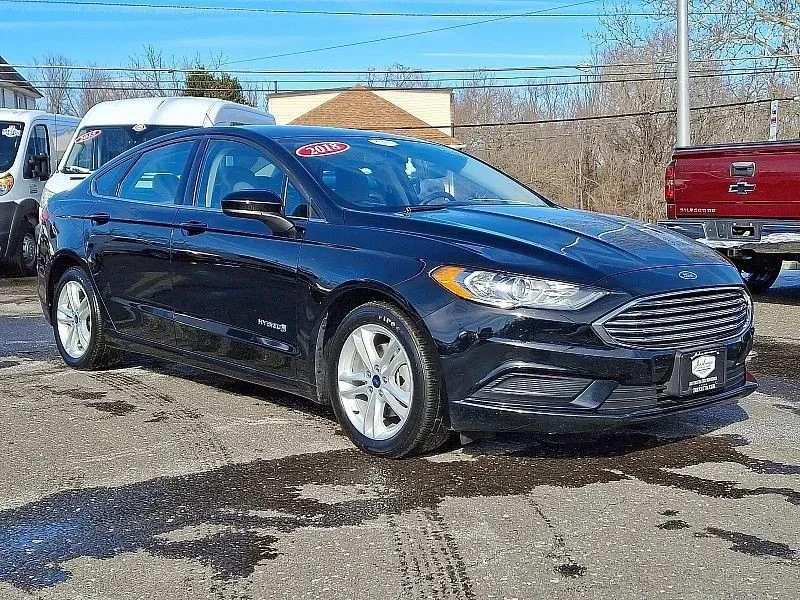 2018 Ford Fusion 2nd Gen - Image 2 of 12