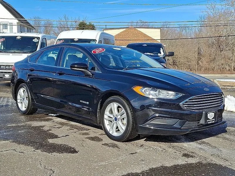 2018 Ford Fusion 2nd Gen - Image 2 of 12