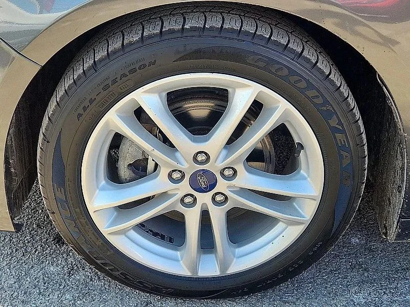 2018 Ford Fusion 2nd Gen - Image 9 of 12