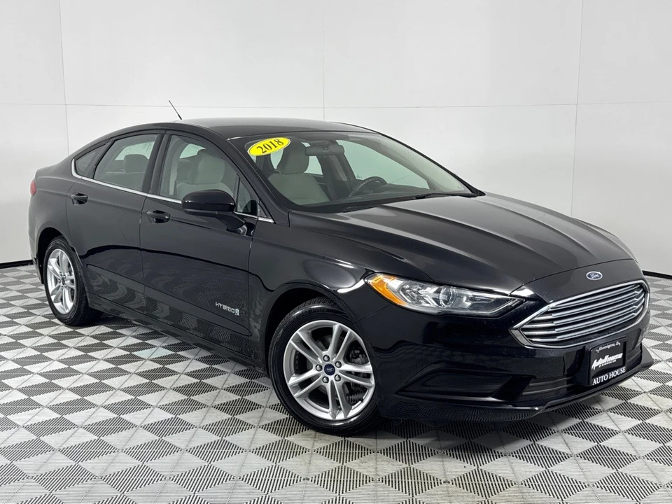 2018 Ford Fusion 2nd Gen - Image 2 of 12