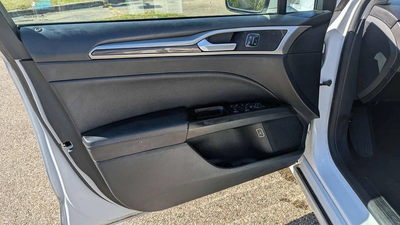 2018 Ford Fusion 2nd Gen - Image 19 of 21