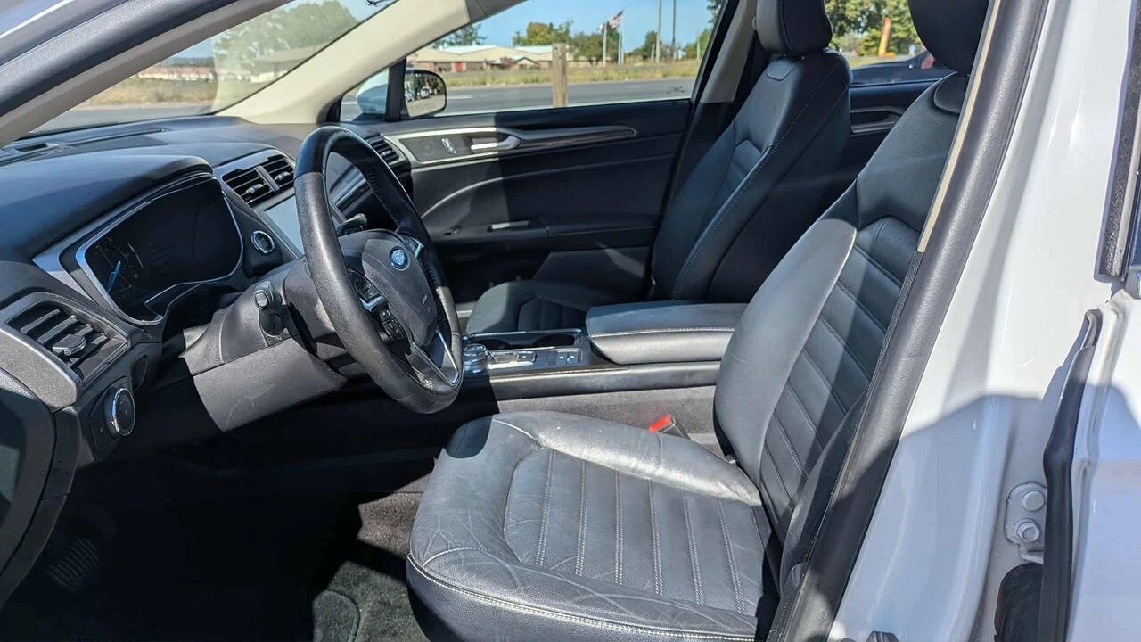 2018 Ford Fusion 2nd Gen - Image 18 of 21