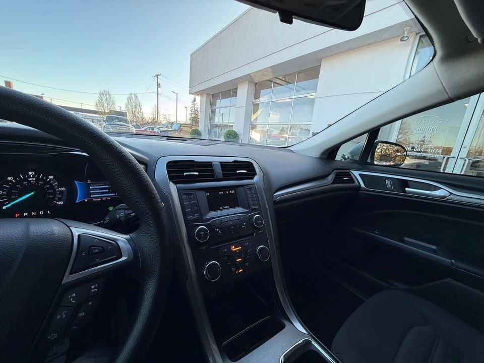 2018 Ford Fusion 2nd Gen - Image 20 of 21