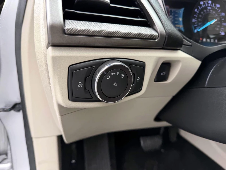 2018 Ford Fusion 2nd Gen - Image 19 of 21
