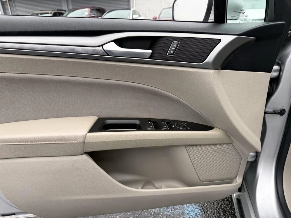 2018 Ford Fusion 2nd Gen - Image 15 of 21