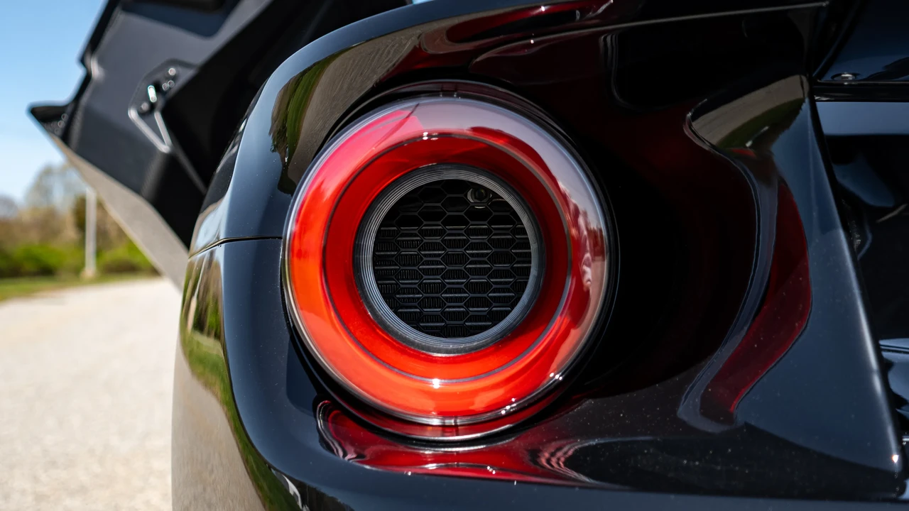 2018 Ford GT 2nd Gen - Image 18 of 31