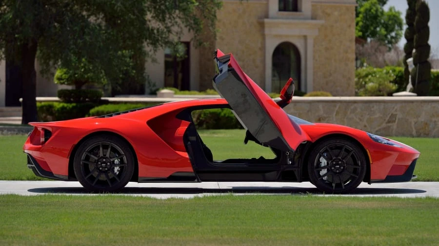 2018 Ford GT 2nd Gen - Image 2 of 20
