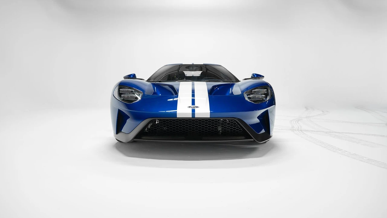 2018 Ford GT 2nd Gen - Image 2 of 31