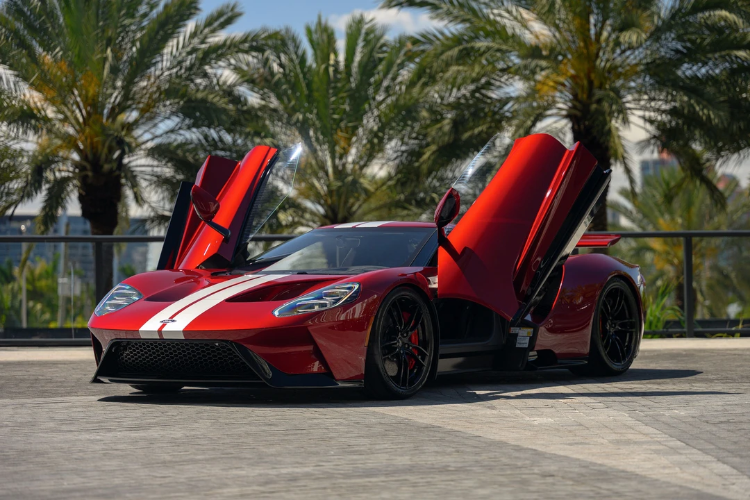2018 Ford GT 2nd Gen - Image 2 of 31