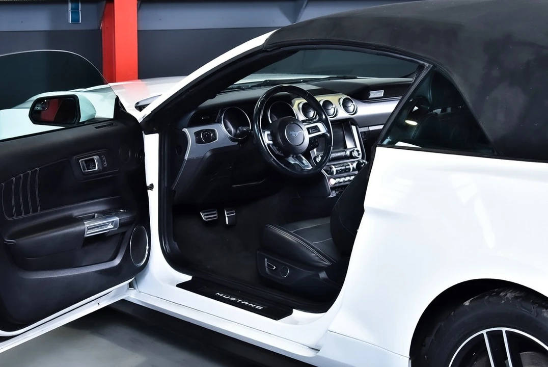 2018 Ford S550 Mustang - Image 25 of 30