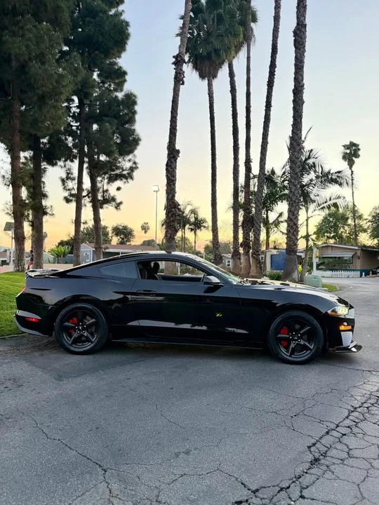 2018 Ford S550 Mustang - Image 2 of 11