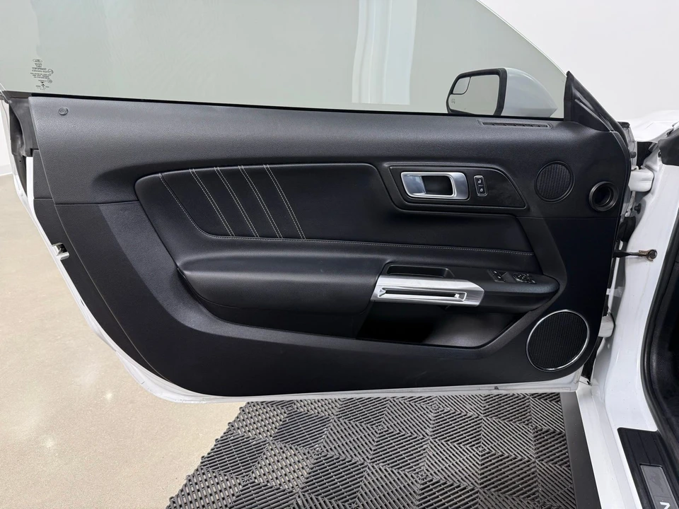 2018 Ford S550 Mustang - Image 11 of 26