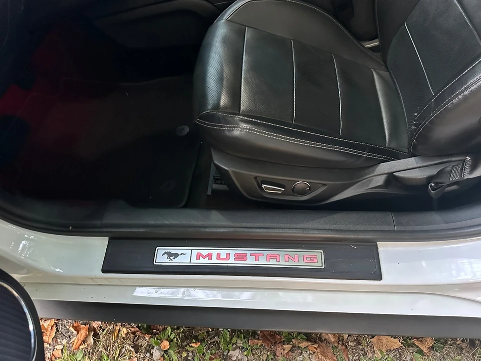 2018 Ford S550 Mustang - Image 2 of 20