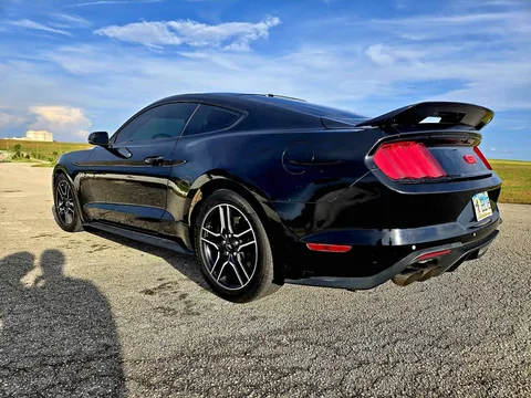 2018 Ford Mustang GT Premium Coupe 2D