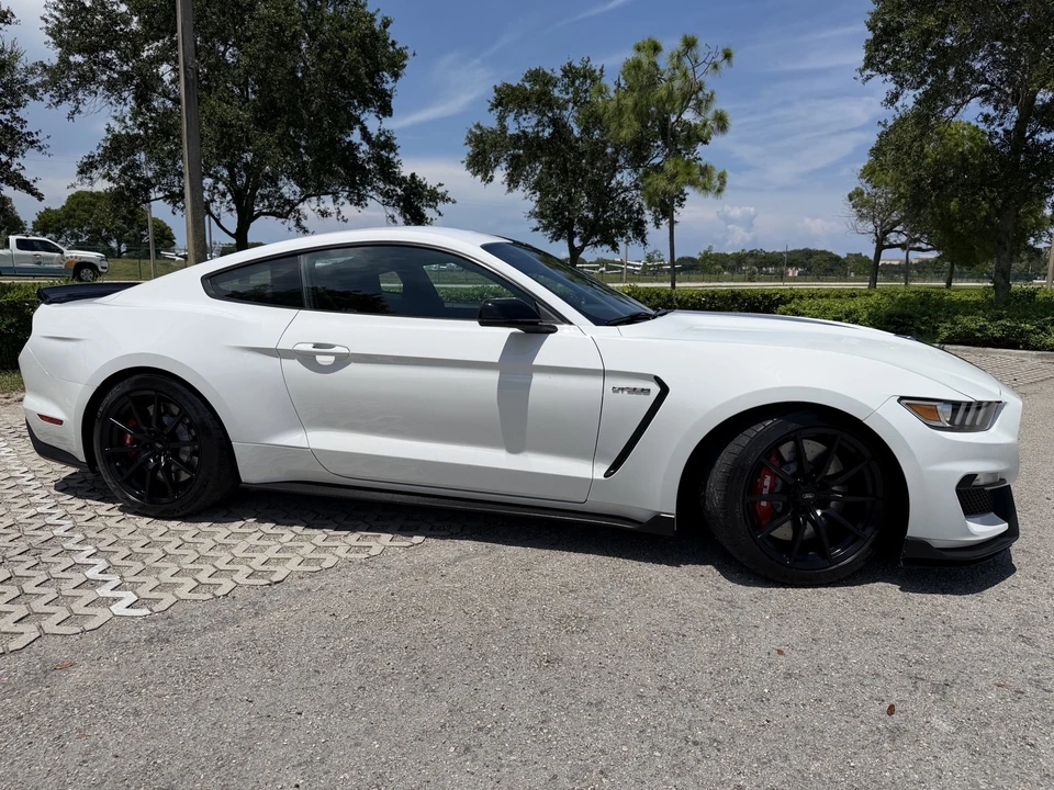 2018 Ford Mustang - Image 14 of 31
