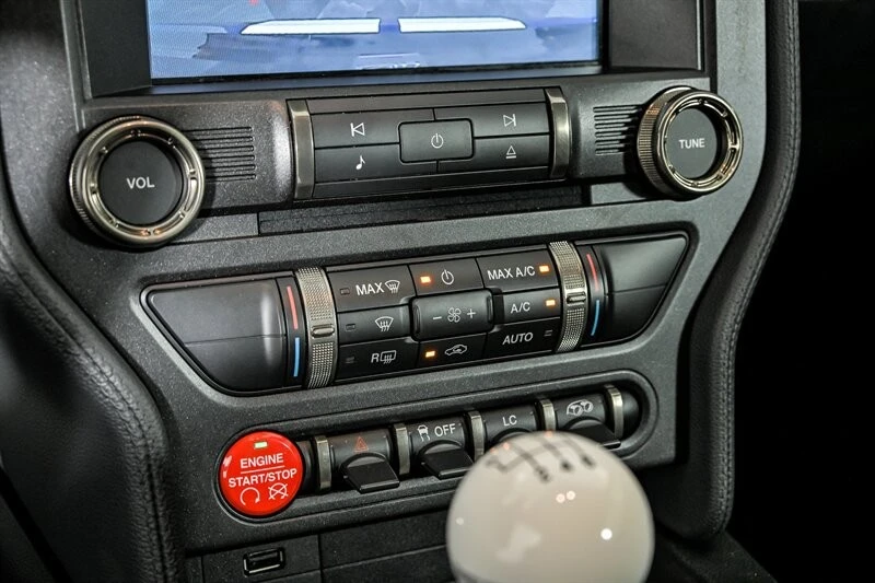 2018 Ford Mustang - Image 25 of 27