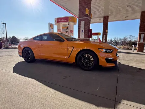 2018 Ford Mustang Shelby GT350 Coupe 2D