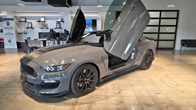 2018 Ford Mustang Shelby GT350 Coupe 2D