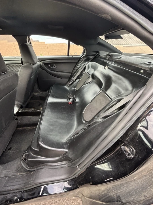 2018 Ford Taurus 6th Gen - Image 8 of 9