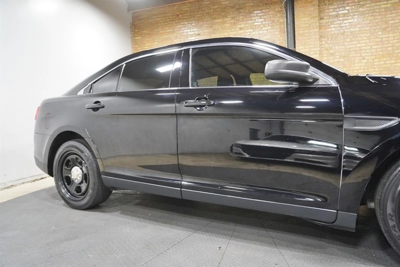 2018 Ford Taurus 6th Gen - Image 13 of 21