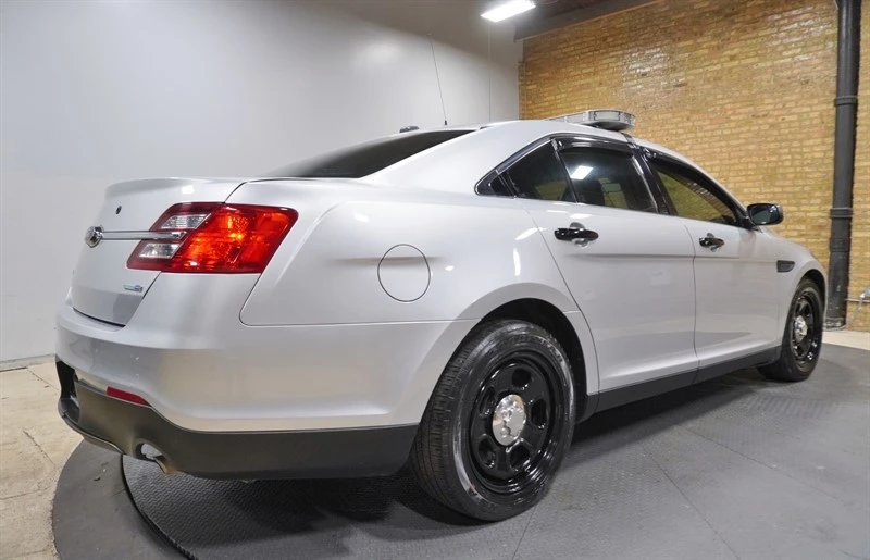 2018 Ford Taurus 6th Gen - Image 10 of 21