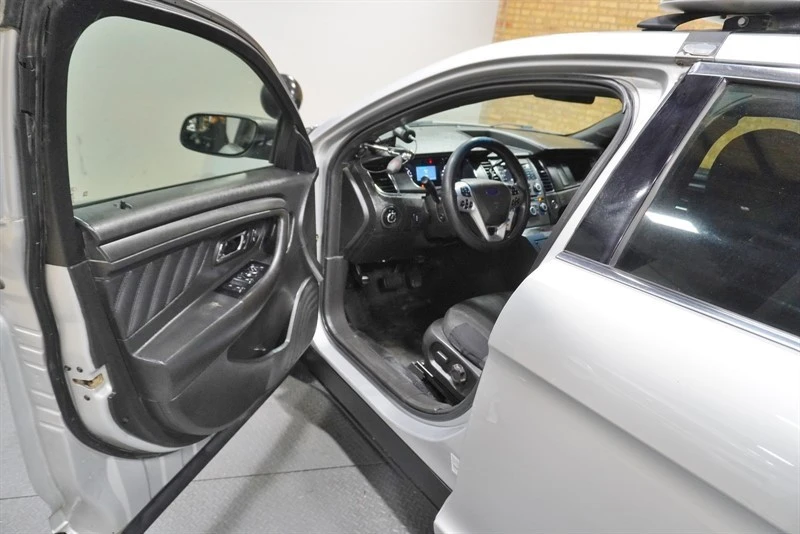 2018 Ford Taurus 6th Gen - Image 21 of 21