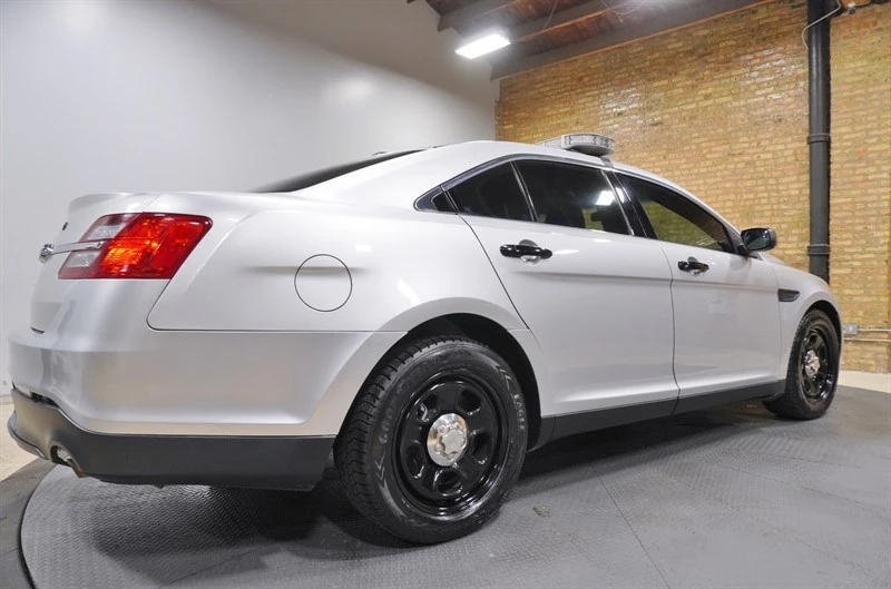2018 Ford Taurus 6th Gen - Image 12 of 21
