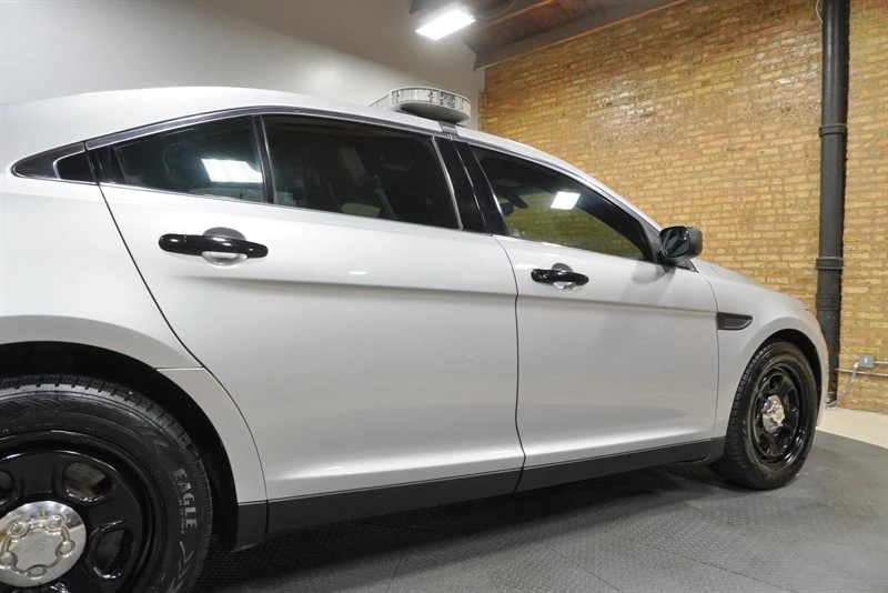 2018 Ford Taurus 6th Gen - Image 13 of 21