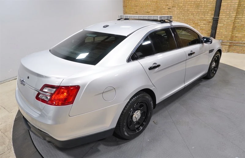 2018 Ford Taurus 6th Gen - Image 11 of 21