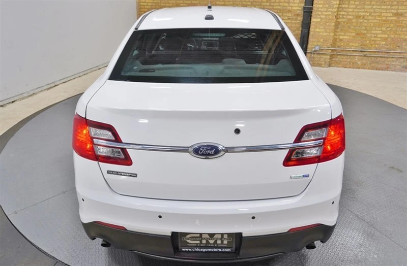 2018 Ford Taurus 6th Gen - Image 15 of 31