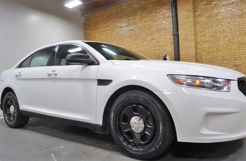 2018 Ford Taurus 6th Gen - Image 10 of 31