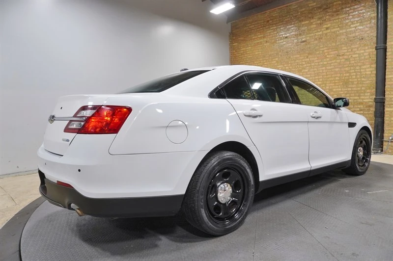 2018 Ford Taurus 6th Gen - Image 12 of 31
