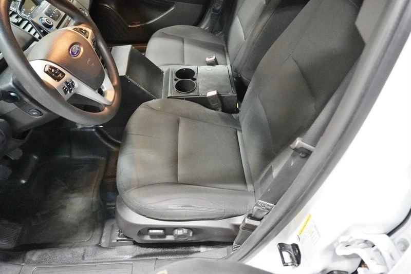 2018 Ford Taurus 6th Gen - Image 24 of 31