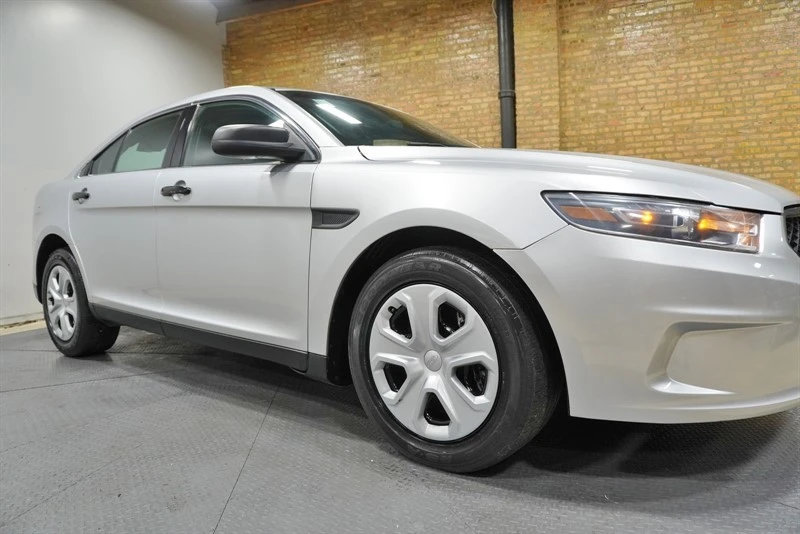 2018 Ford Taurus 6th Gen - Image 8 of 31