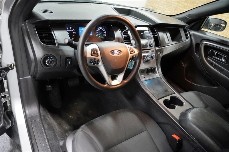 2018 Ford Taurus 6th Gen - Image 22 of 31