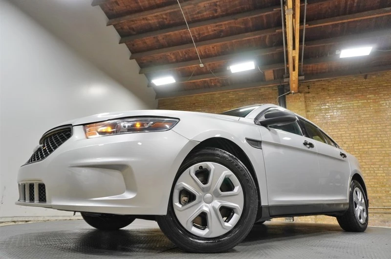 2018 Ford Taurus 6th Gen - Image 3 of 31