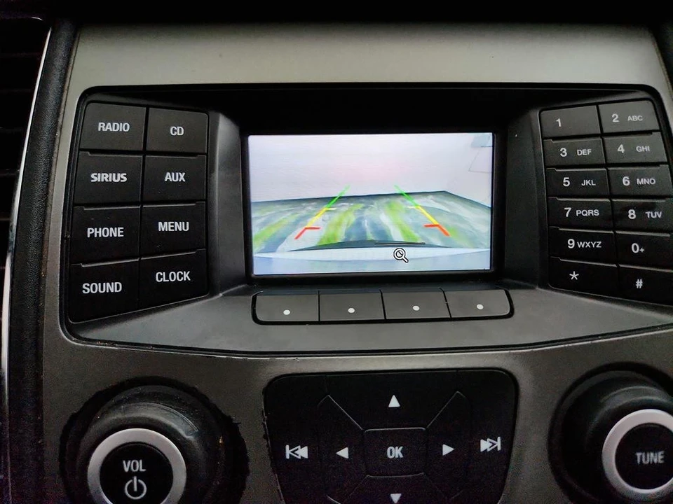 2018 Ford Taurus 6th Gen - Image 16 of 21